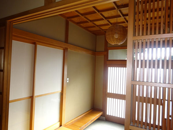 玄関