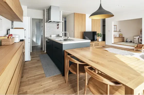リフォーム後のリビングダイニングの写真